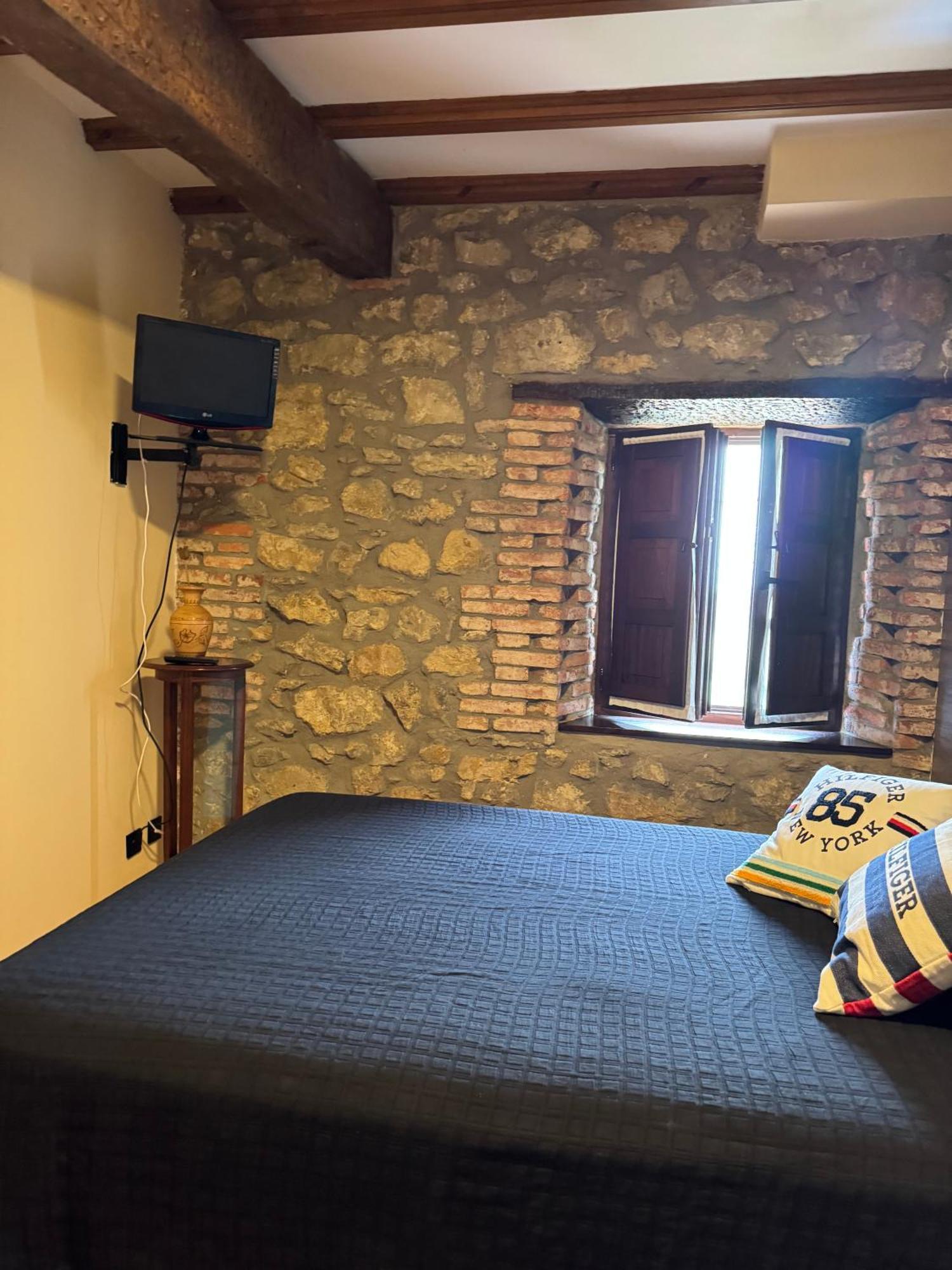Casa Albertino Hotel Larteme Bagian luar foto