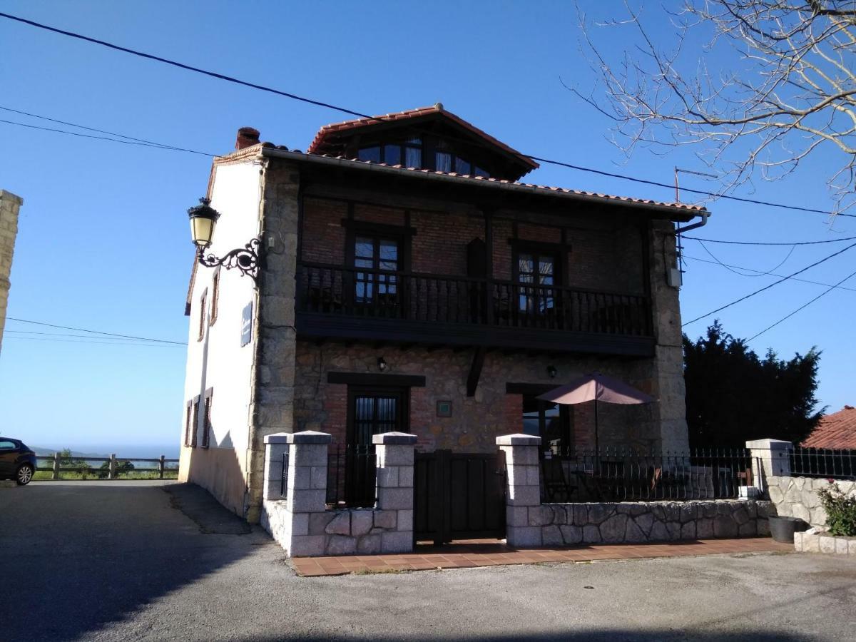 Casa Albertino Hotel Larteme Bagian luar foto
